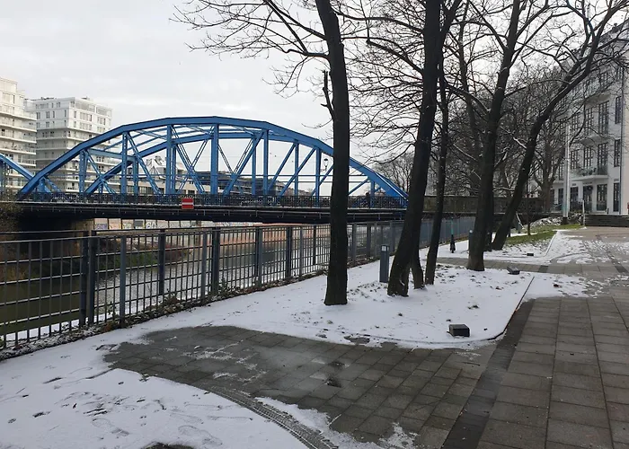 公寓 W Centrum Wroclawia Odra Tower